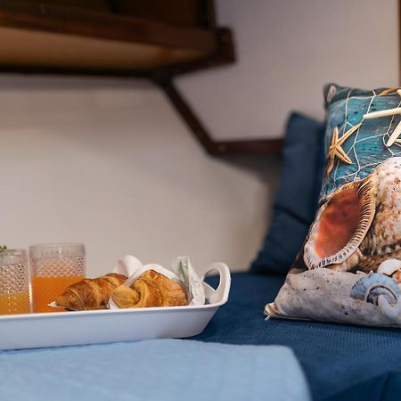 Marta Boat B&B Castelsardo Exterior foto